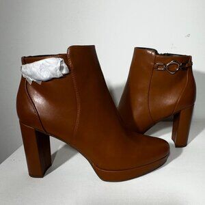 NWOT - Naturalizer Berri Bootie Women's Platform Boots Comfort Heels Size 10M